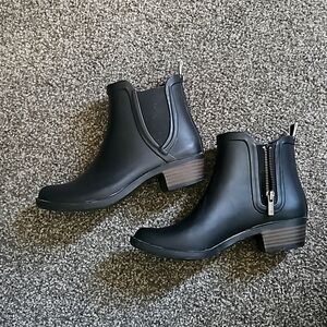 Lucky Brand Rain Boots 6M